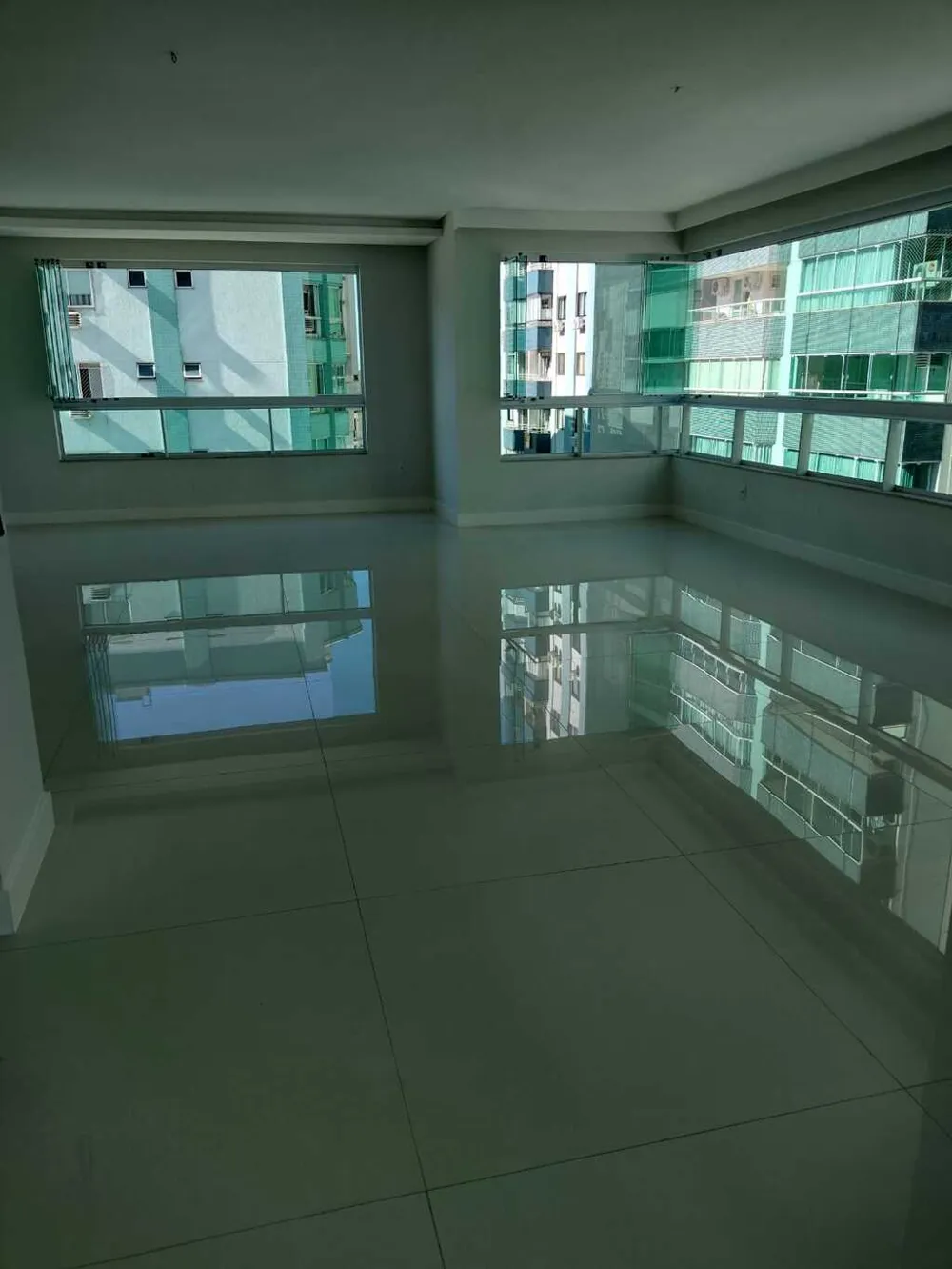 Apartamento para venda no bairro Centro em Balneário Camboriú