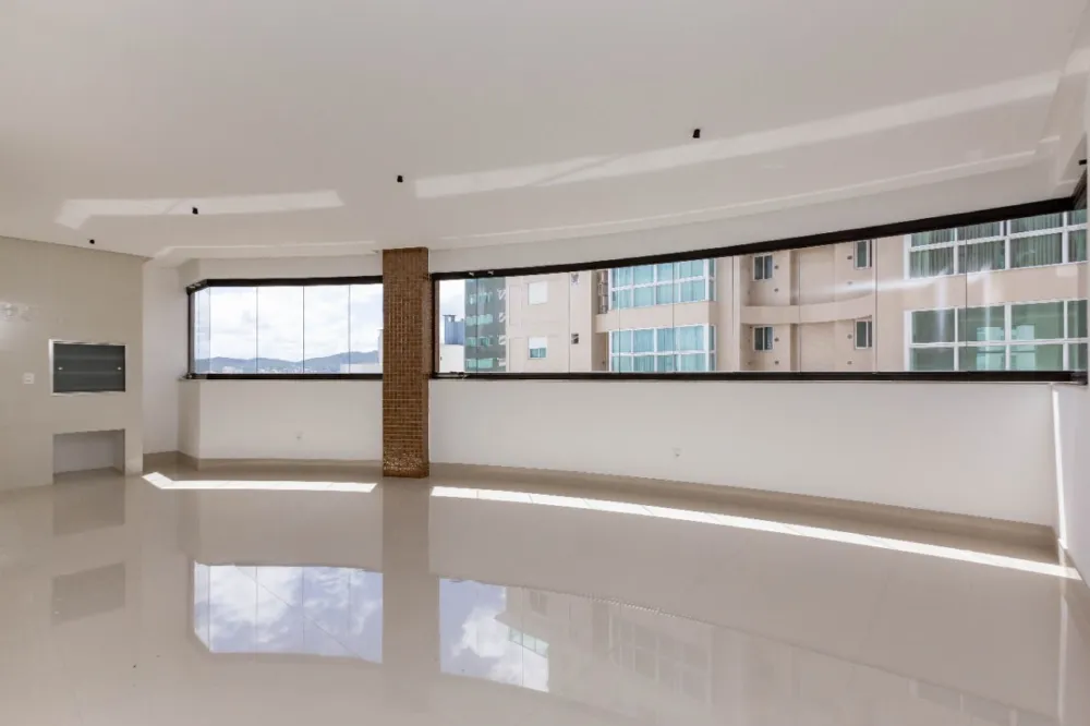 Apartamento para venda no bairro Centro em Balneário Camboriú