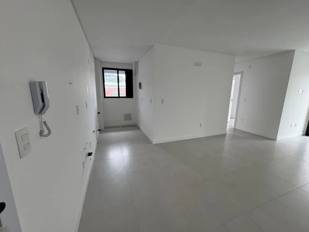 Apartamento para venda  uma Suite + Um Dormitório Duas Vagas Privativas.  