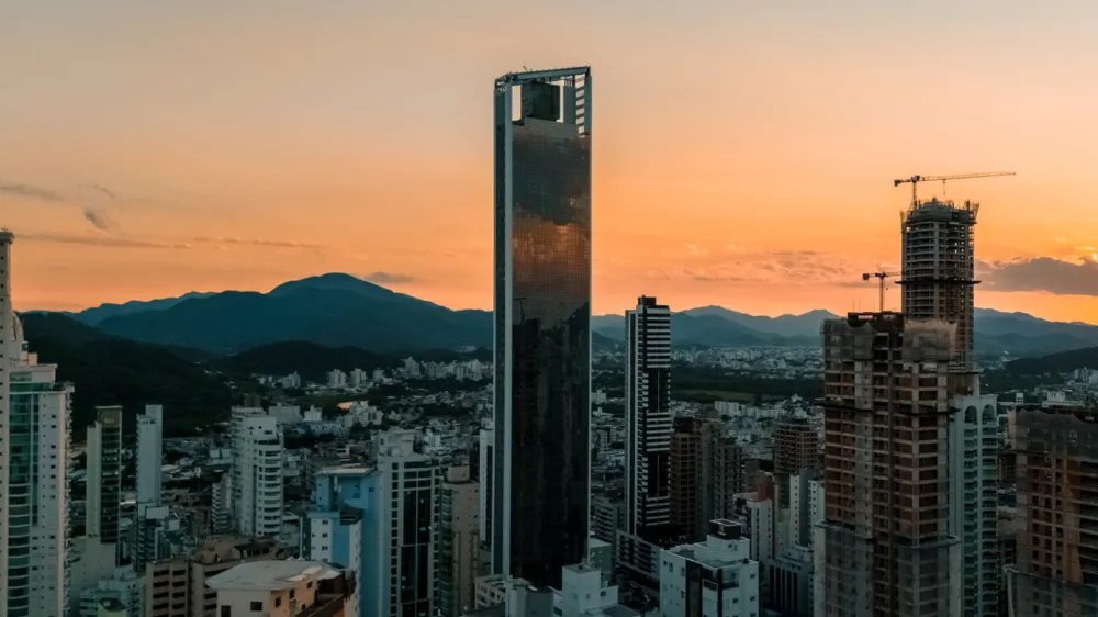 Apartamento para venda no bairro Barra Sul em Balneário Camboriú