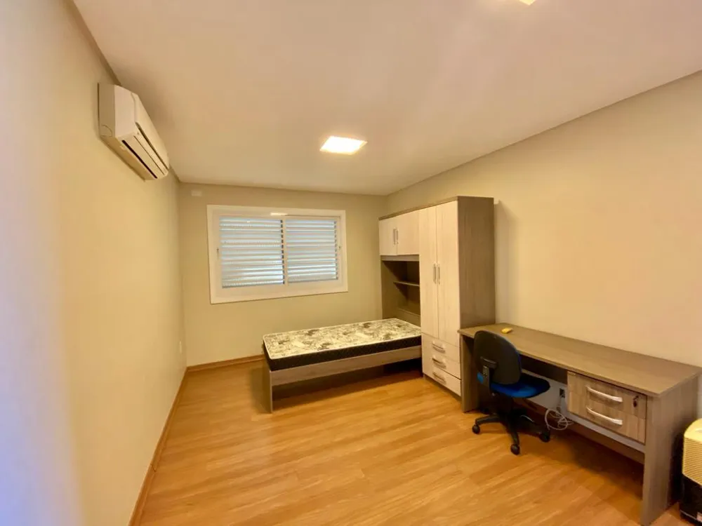 Casa para venda no bairro Meia Praia em Navegantes