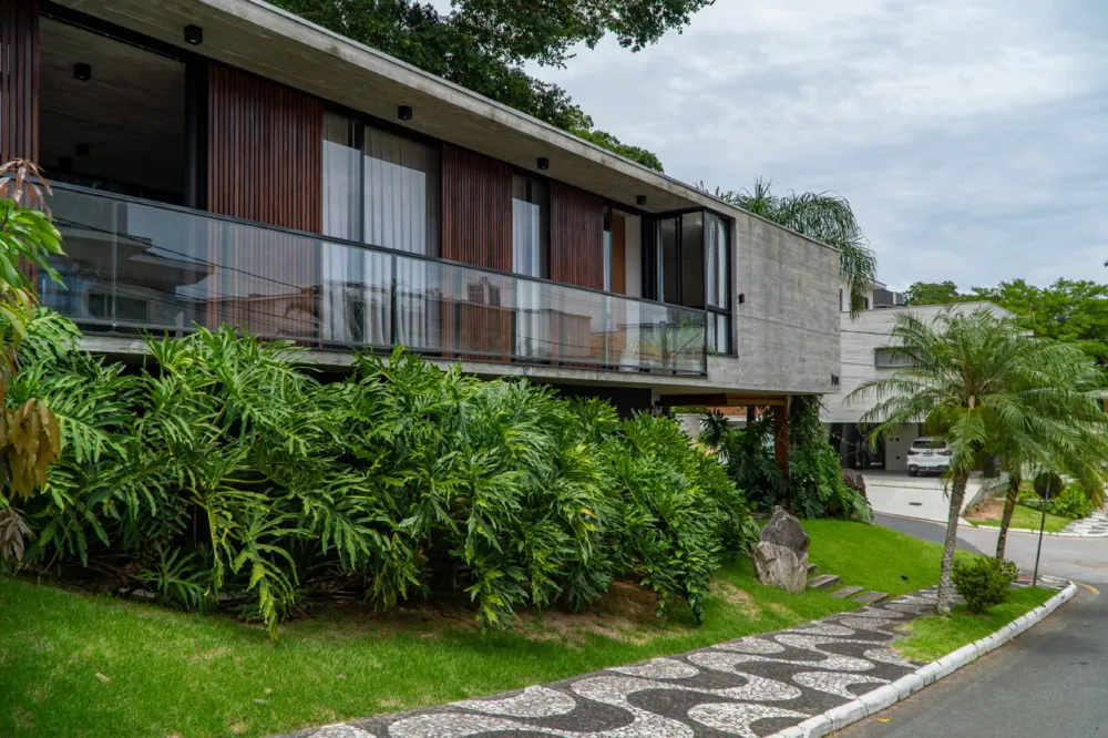 Casa 4 quartos para venda no bairro Barra em Balneário Camboriú