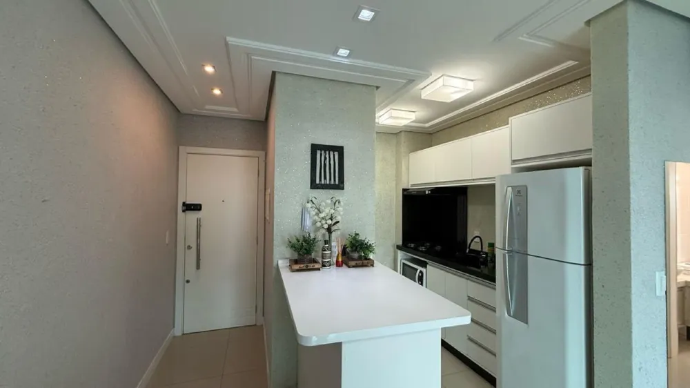 Apartamento 2 quartos para venda no bairro Meia Praia em Itapema