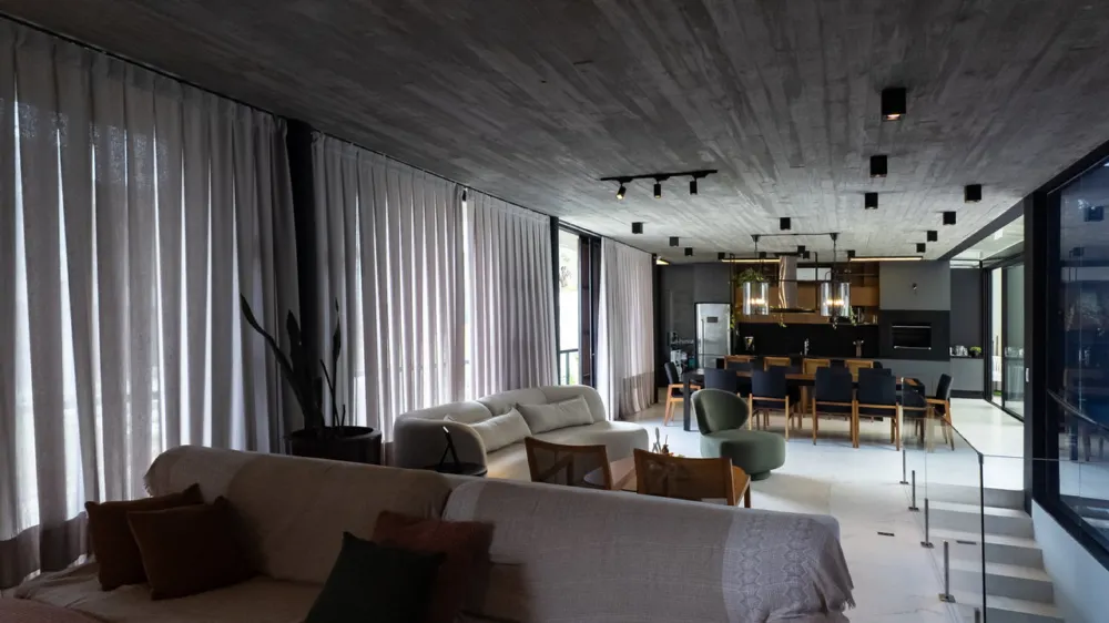 Casa 4 quartos para venda no bairro Barra em Balneário Camboriú