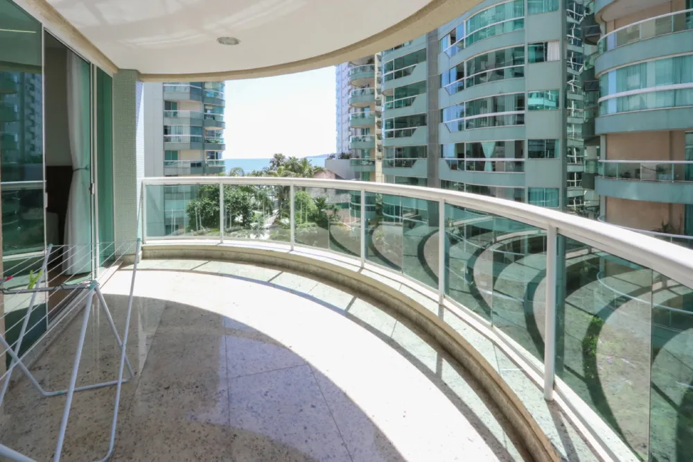 Apartamento 4 quartos para venda no bairro Meia Praia em Itapema