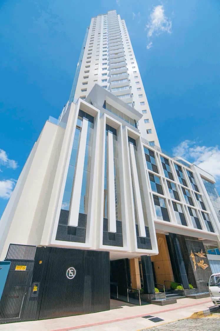 Apartamento para venda no bairro Centro em Balneário Camboriú