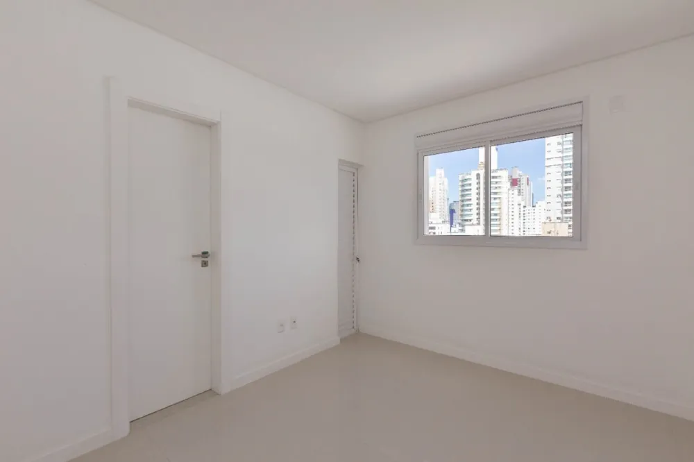 Apartamento para venda no bairro Centro em Balneário Camboriú