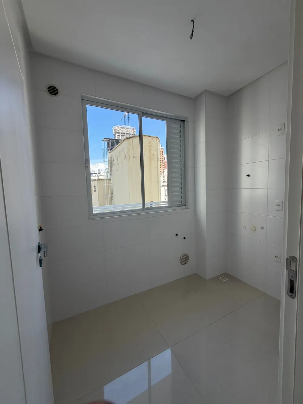 Apartamento para reserva no bairro Centro em Balneário Camboriú