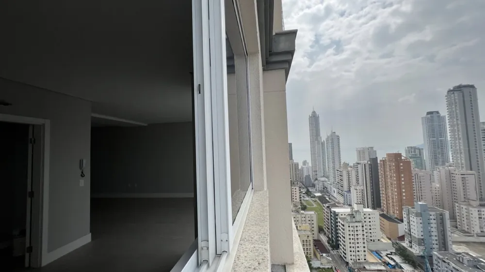 Apartamento para venda no bairro Centro em Balneário Camboriú