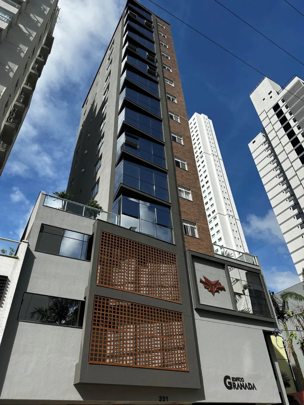 Apto. Decorado para venda no bairro Centro em Balneário Camboriú