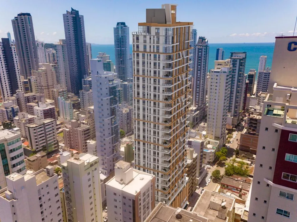 Apartamento para venda no bairro Centro em Balneário Camboriú