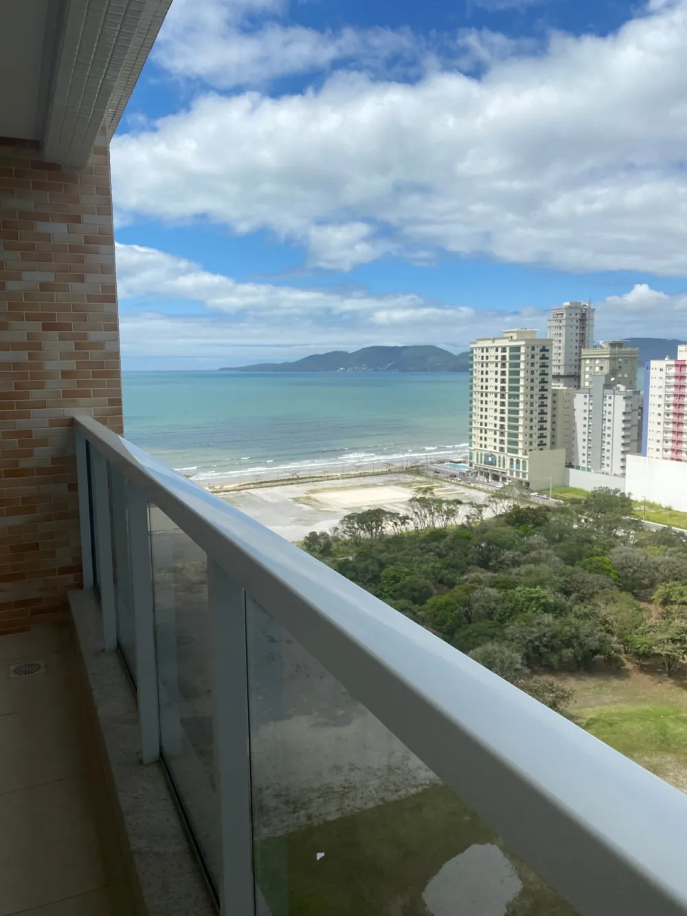 Apartamento 3 quartos para venda no bairro Meia Praia em Itapema