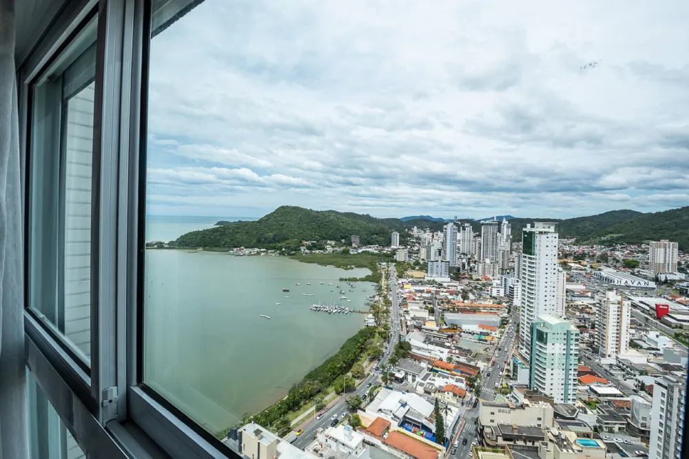 Apartamento para venda no bairro Fazenda em Itajaí