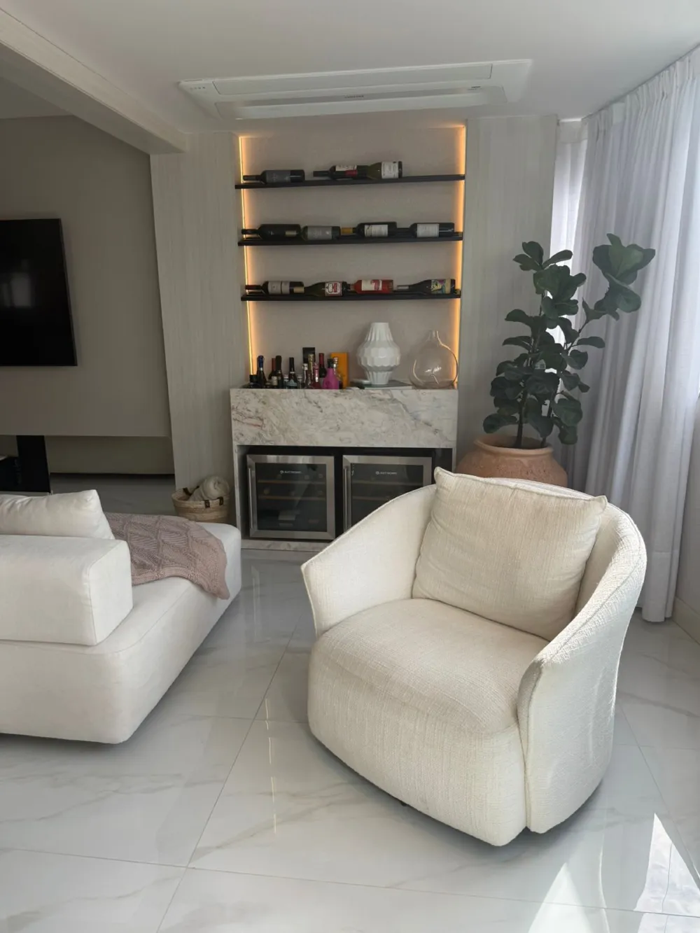 Apartamento para venda no bairro Centro em Balneário Camboriú
