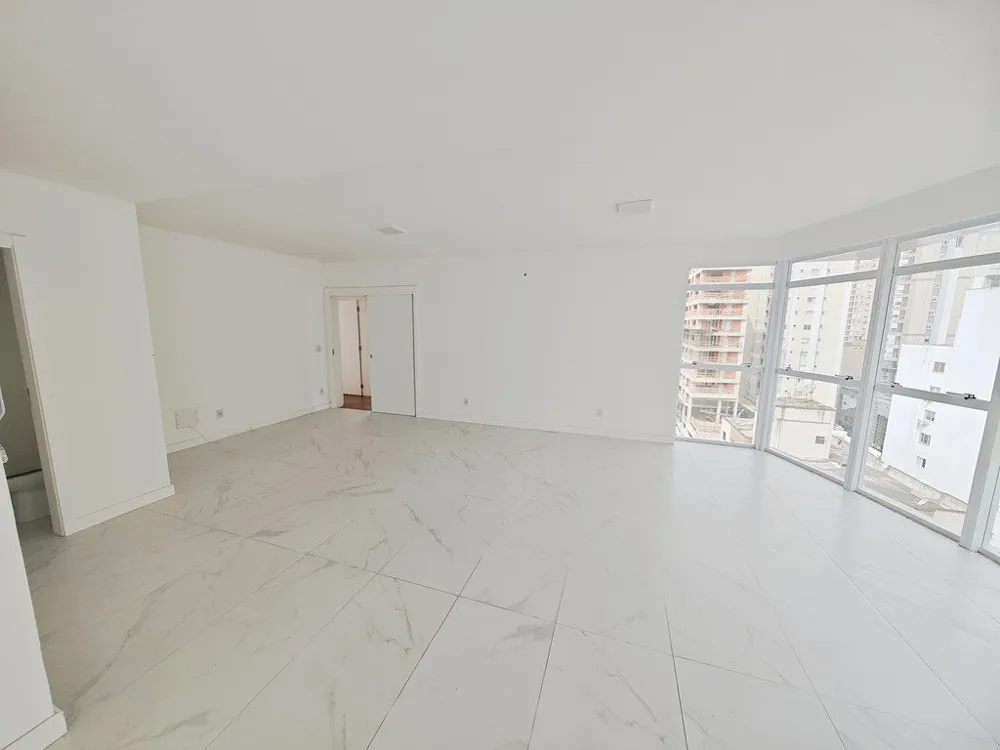 Apartamento para reserva no bairro Centro em Balneário Camboriú
