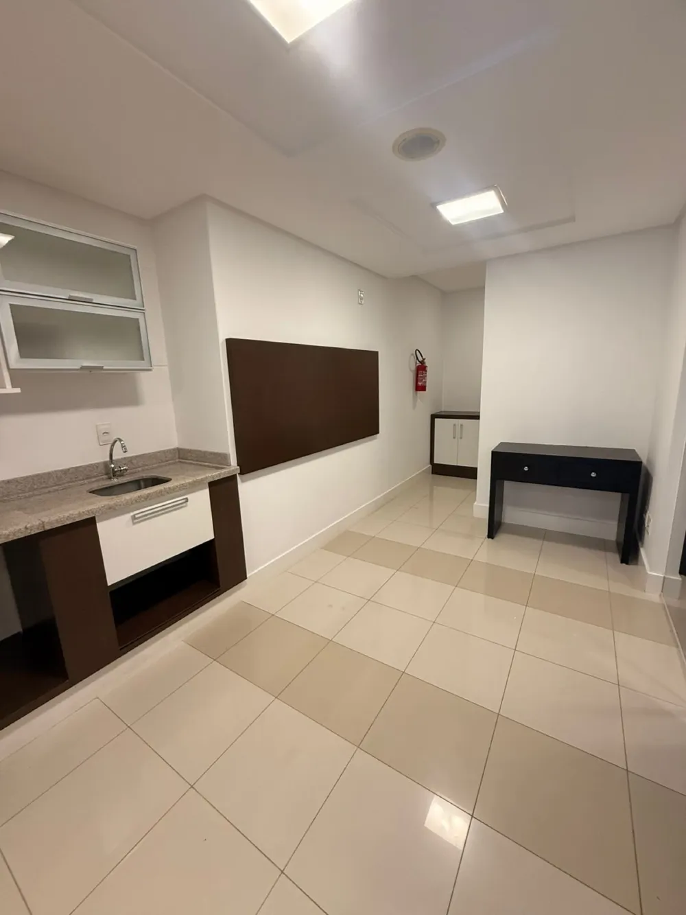 Sala comercial para venda no bairro Centro em Balneário Camboriú