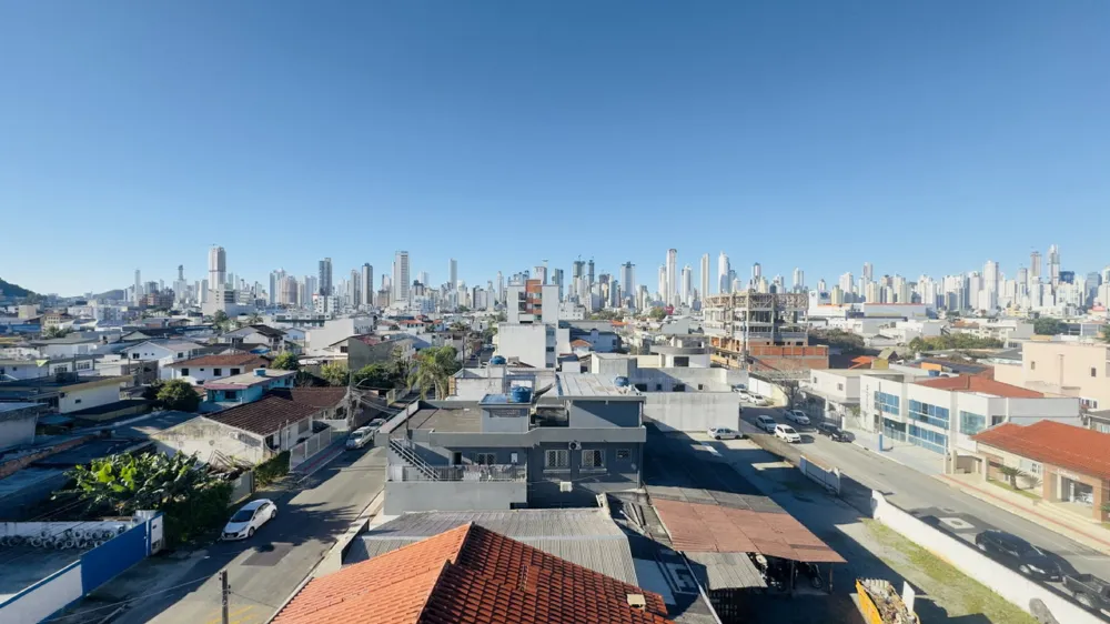 Apartamento para venda no bairro Centro em Balneário Camboriú