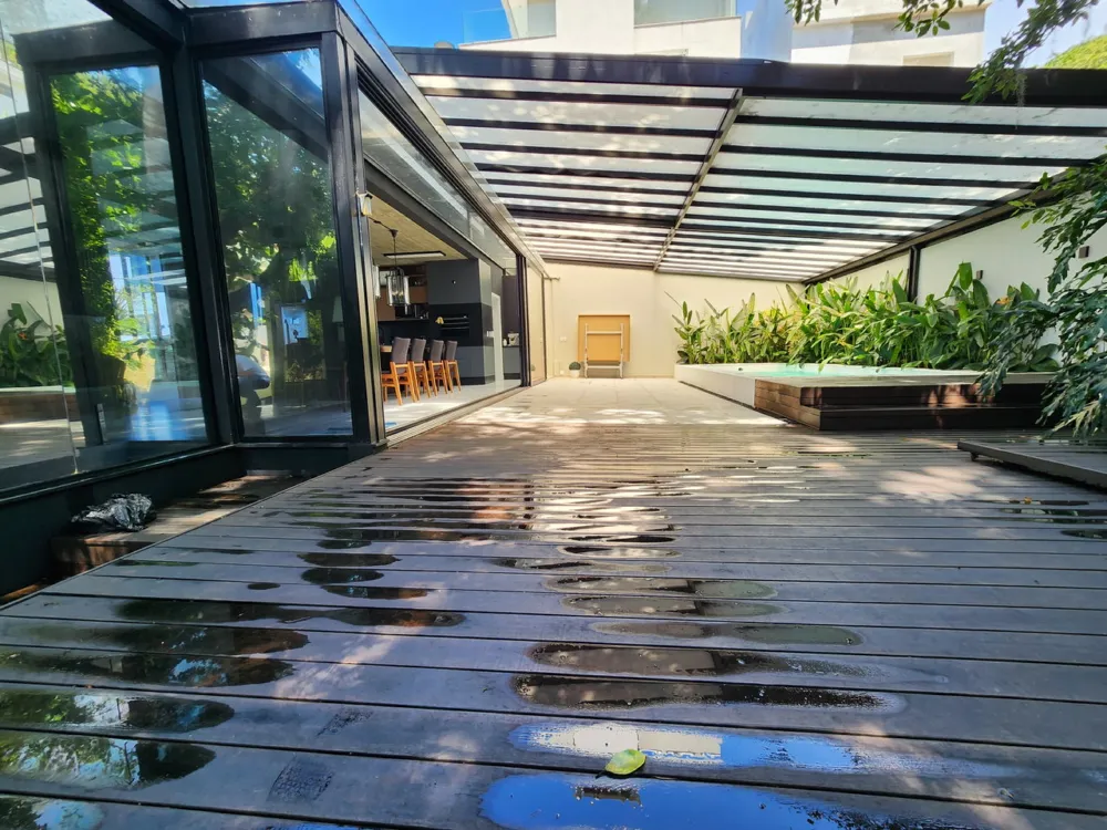 Casa 4 quartos para venda no bairro Barra em Balneário Camboriú