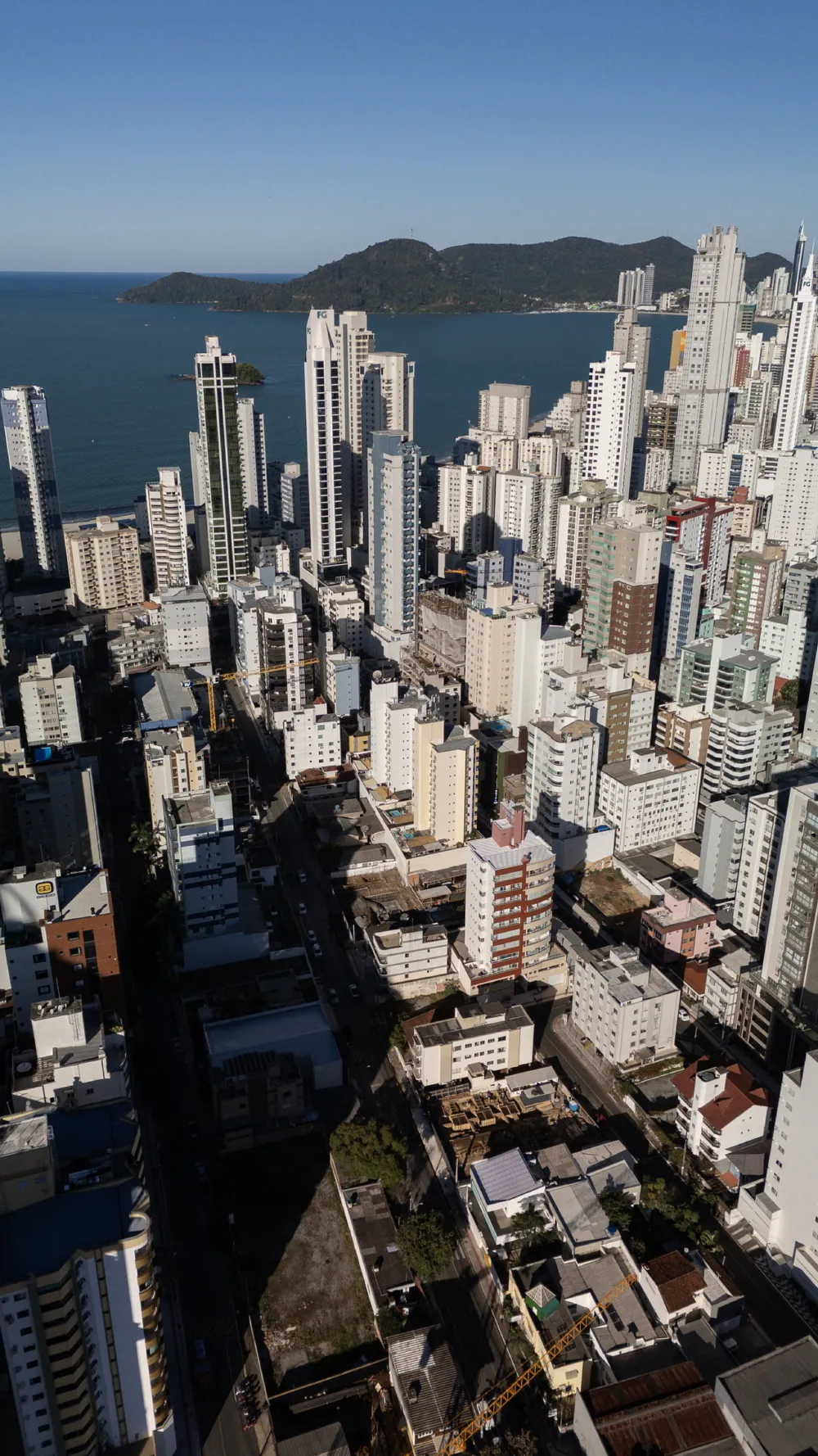 Apartamento para venda no bairro Centro em Balneário Camboriú
