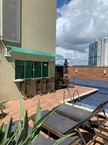 Apto Diferenciado para reserva no bairro Barra Sul em Balneário Camboriú