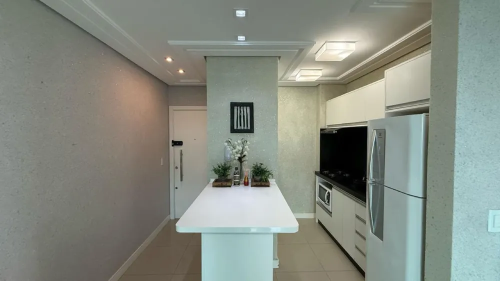 Apartamento 2 quartos para venda no bairro Meia Praia em Itapema