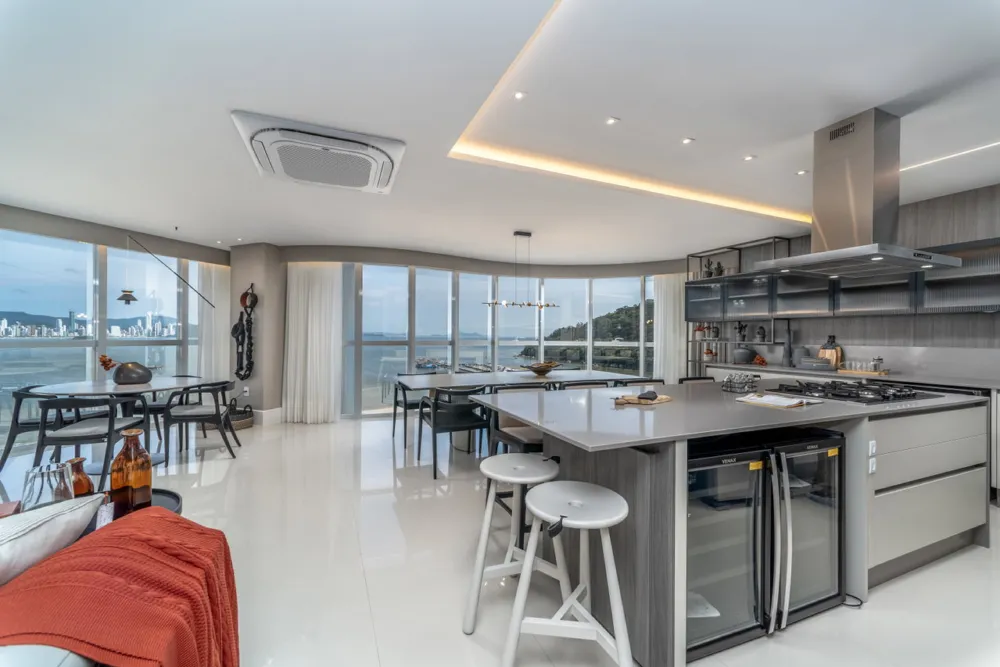 Apartamento para venda no bairro Centro em Balneário Camboriú