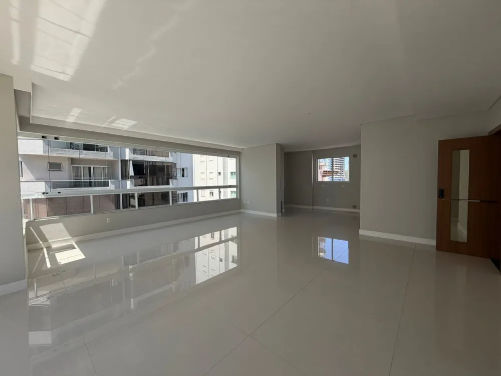 Apartamento para reserva no bairro Centro em Balneário Camboriú