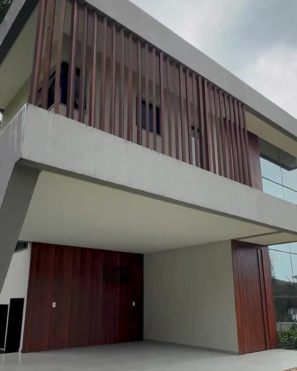 Casa para venda no bairro Praia de Taquaras em Balneário Camboriú