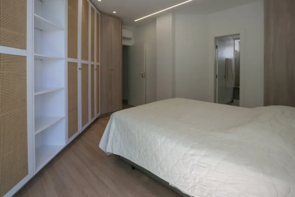 Apartamento 4 quartos para venda no bairro Meia Praia em Itapema
