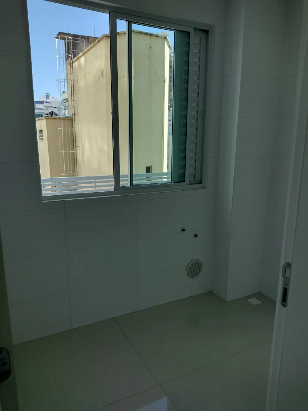 Apartamento para reserva no bairro Centro em Balneário Camboriú