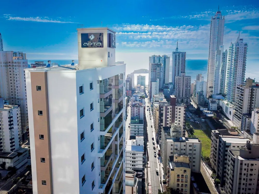 Apartamento para venda no bairro Centro em Balneário Camboriú