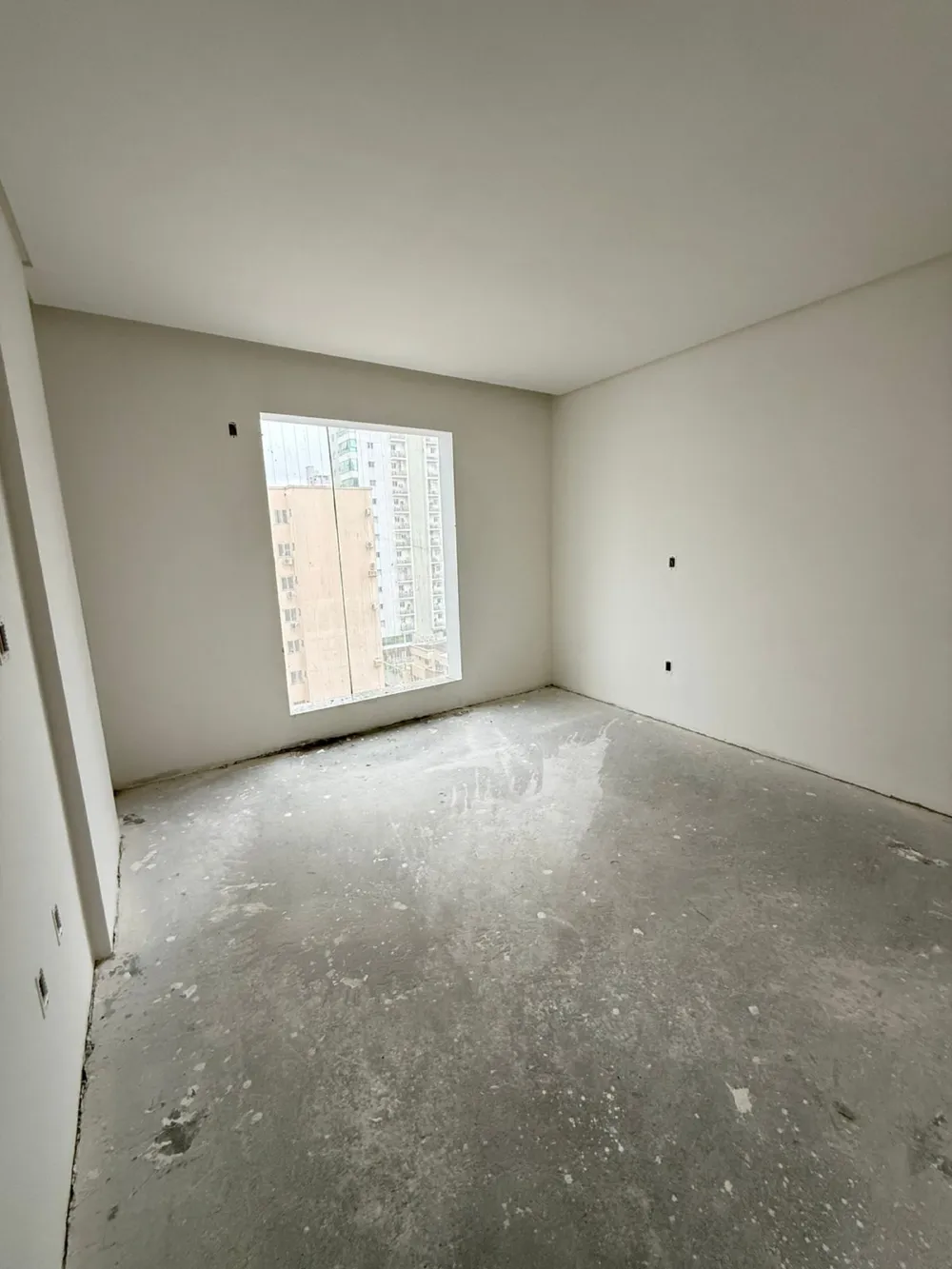 Apartamento para venda no bairro Centro em Balneário Camboriú