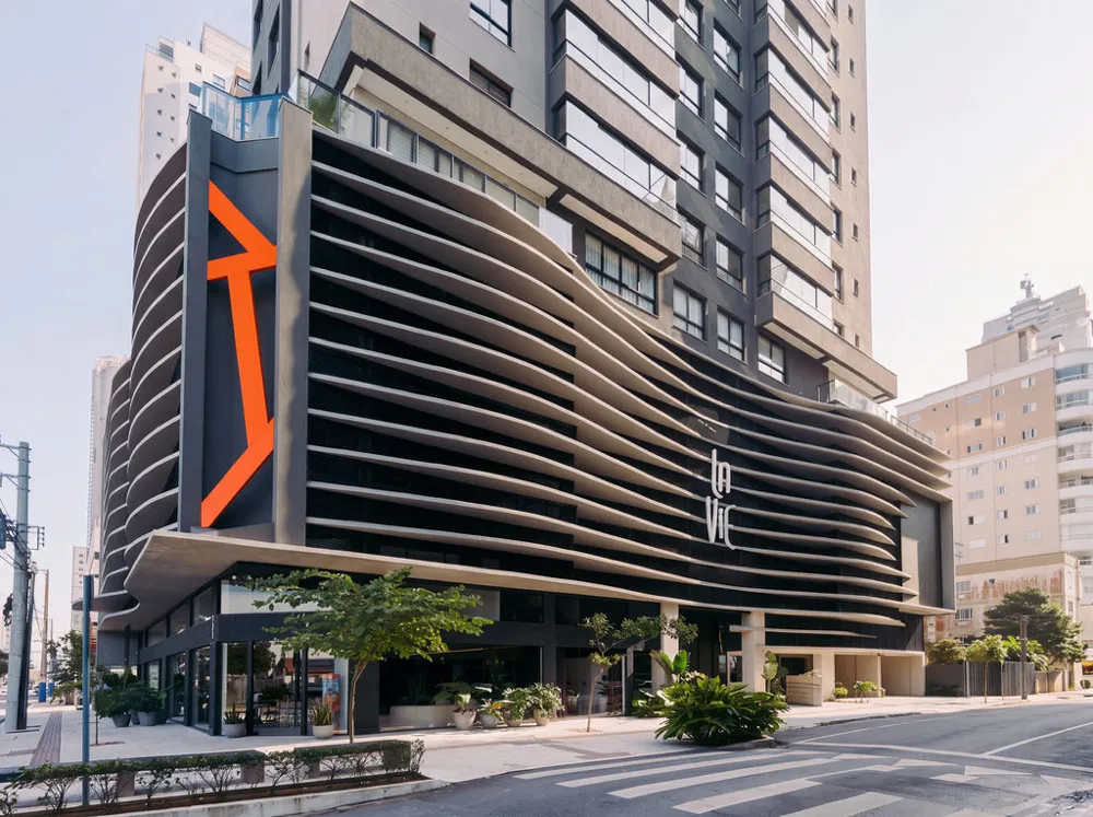 Apartamento para venda no bairro Centro em Balneário Camboriú