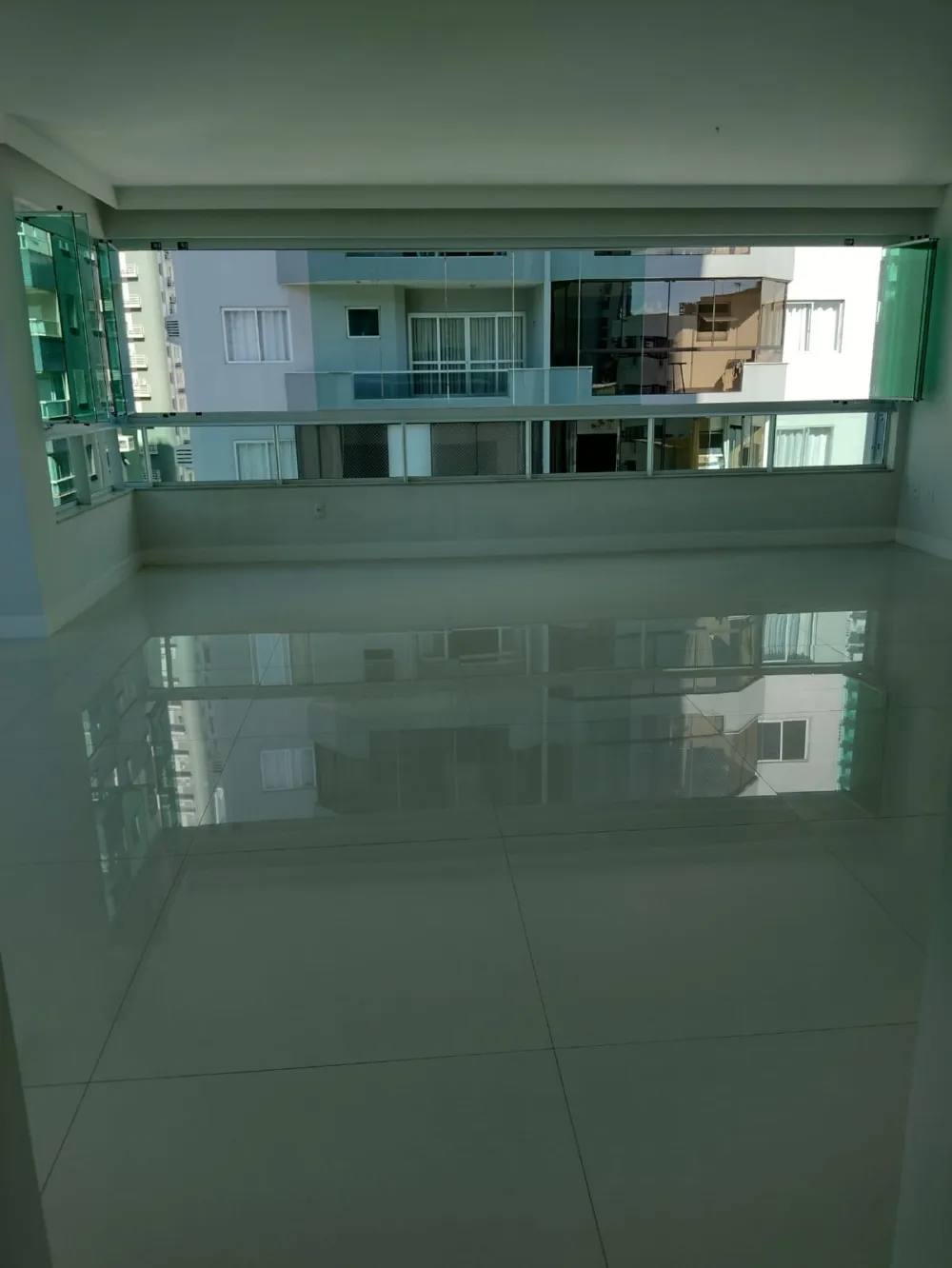 Apartamento para reserva no bairro Centro em Balneário Camboriú