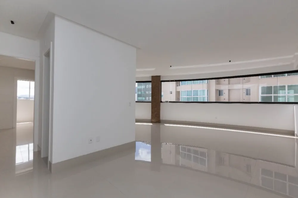 Apartamento para venda no bairro Centro em Balneário Camboriú