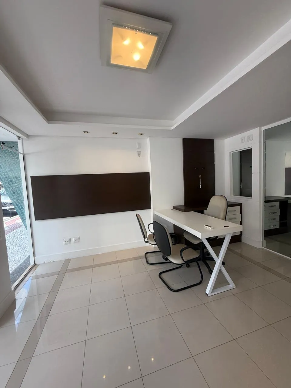 Sala comercial para venda no bairro Centro em Balneário Camboriú