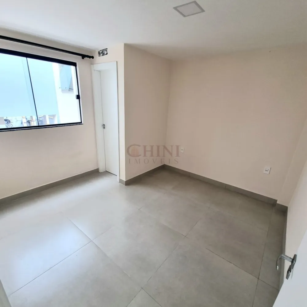 APARTAMENTO DOIS   DORMITORIO  SENDO UMA SUITE EM CAMBORIU TABULEIRO 