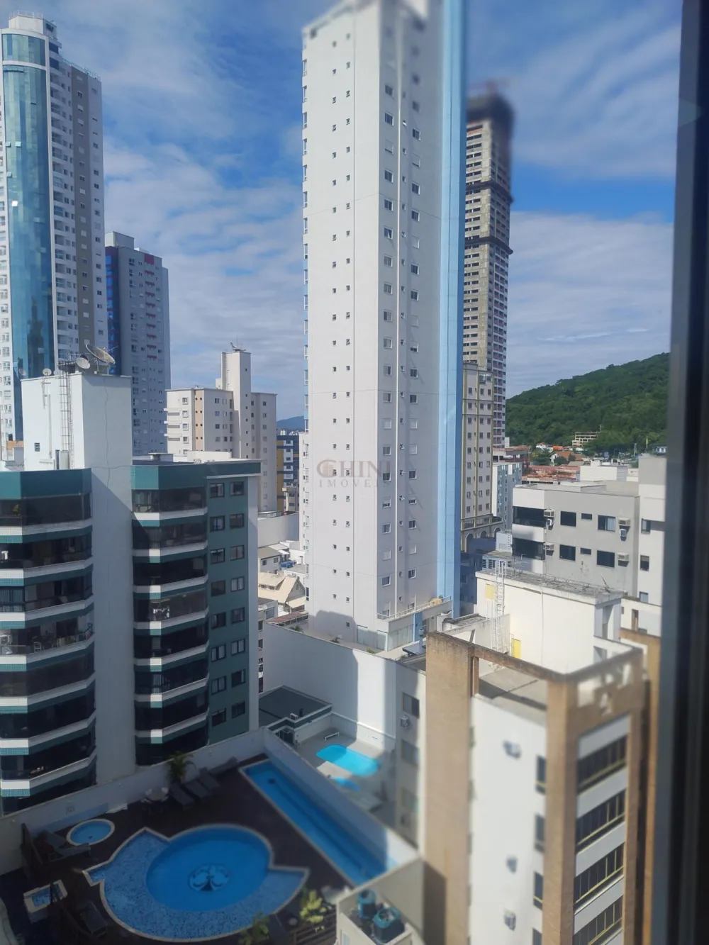 Apartamento 2 quartos para Locação Anual no bairro Centro em Balneário Camboriú