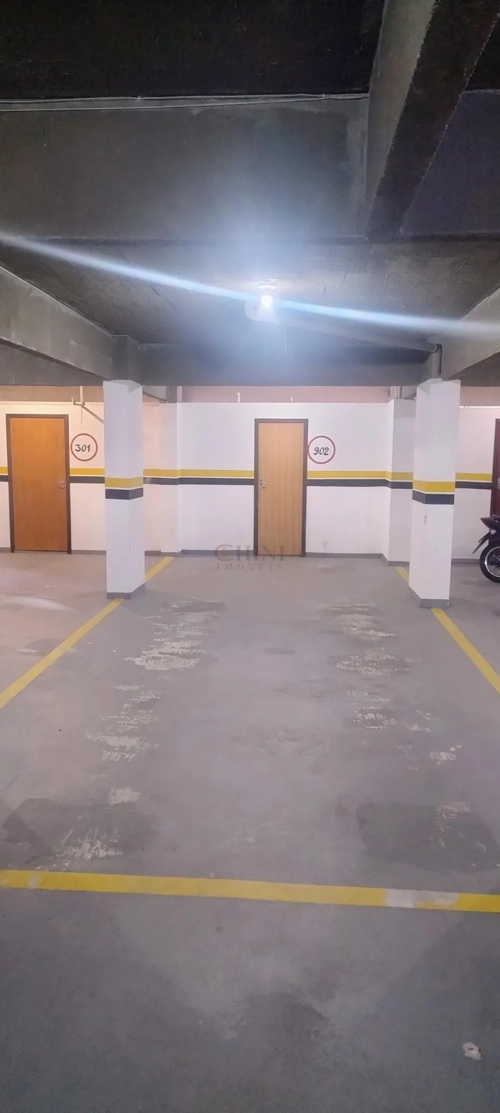 Apartamento 2 quartos para Locação Anual no bairro Centro em Balneário Camboriú