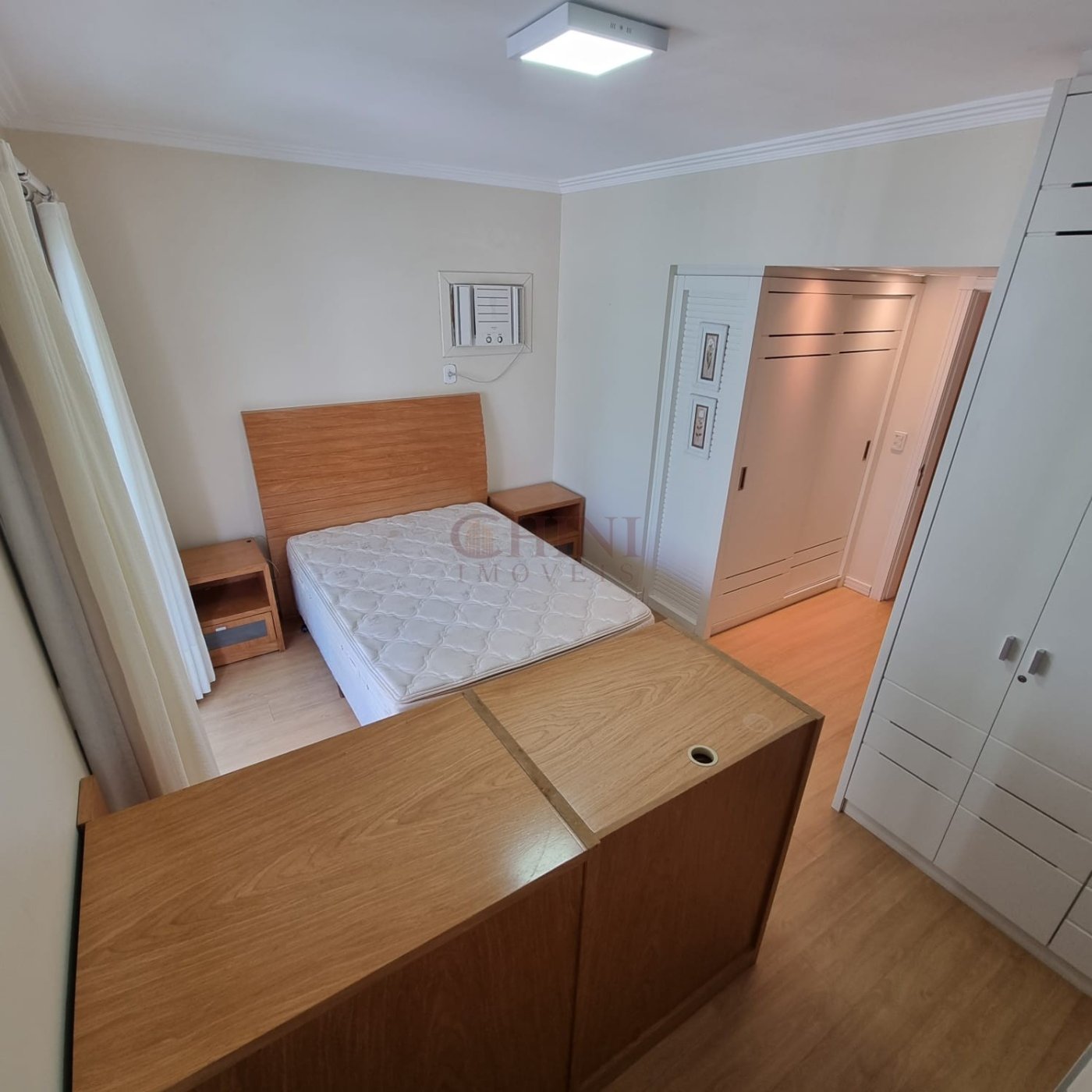 APARTAMENTO A VENDA NO CENTRO DE BALNEARIO CAMBORIU 