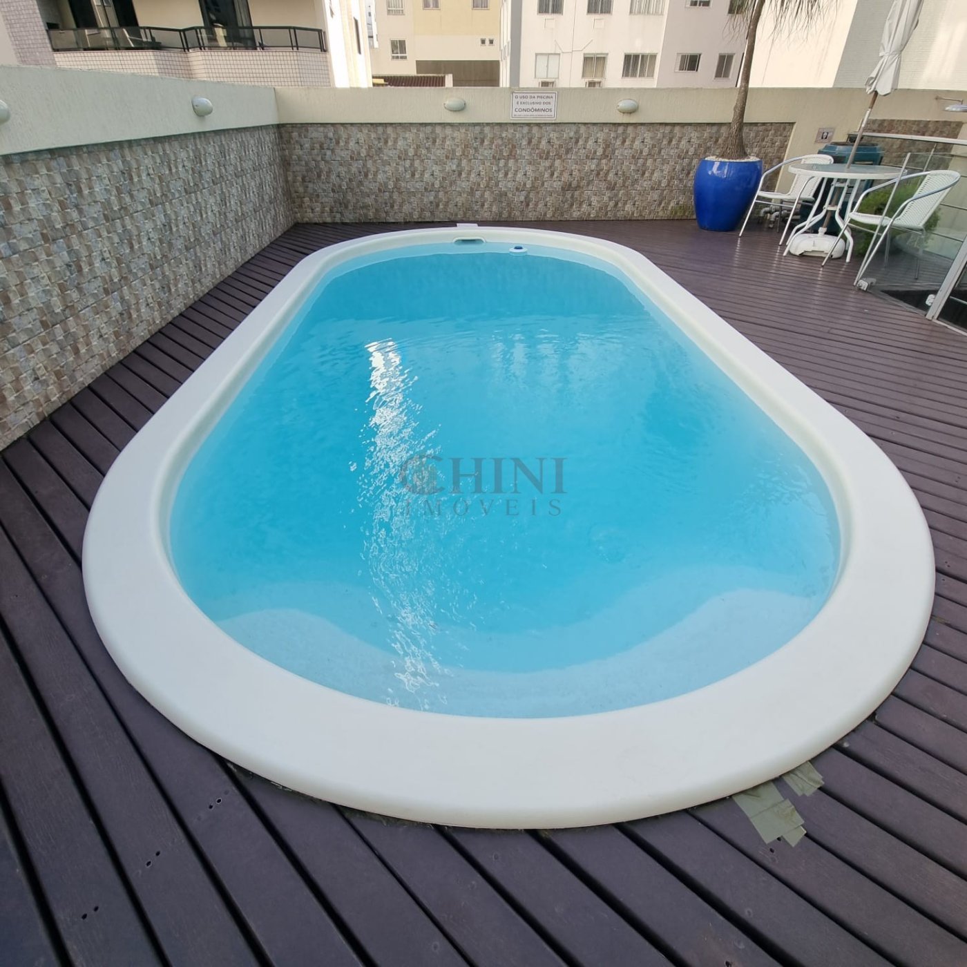 APARTAMENTO A VENDA NO CENTRO DE BALNEARIO CAMBORIU 