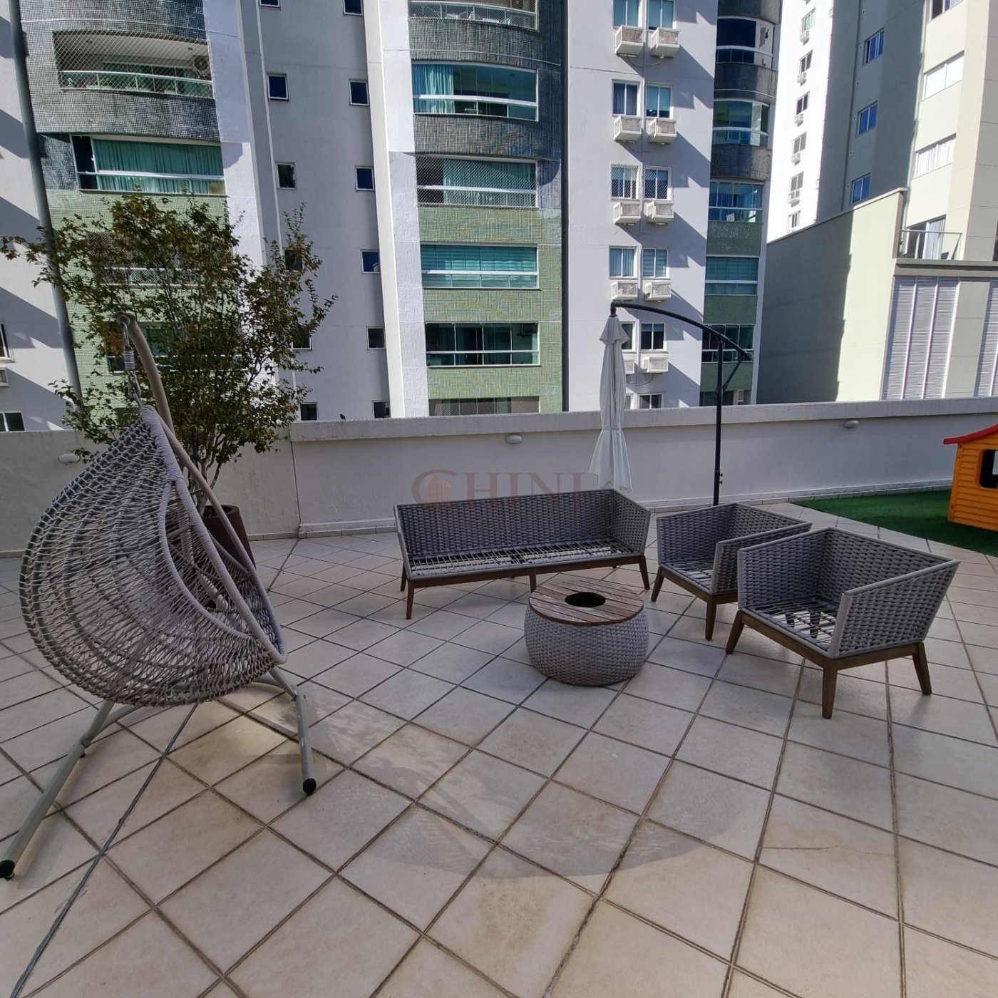 APARTAMENTO A VENDA NO CENTRO DE BALNEARIO CAMBORIU 