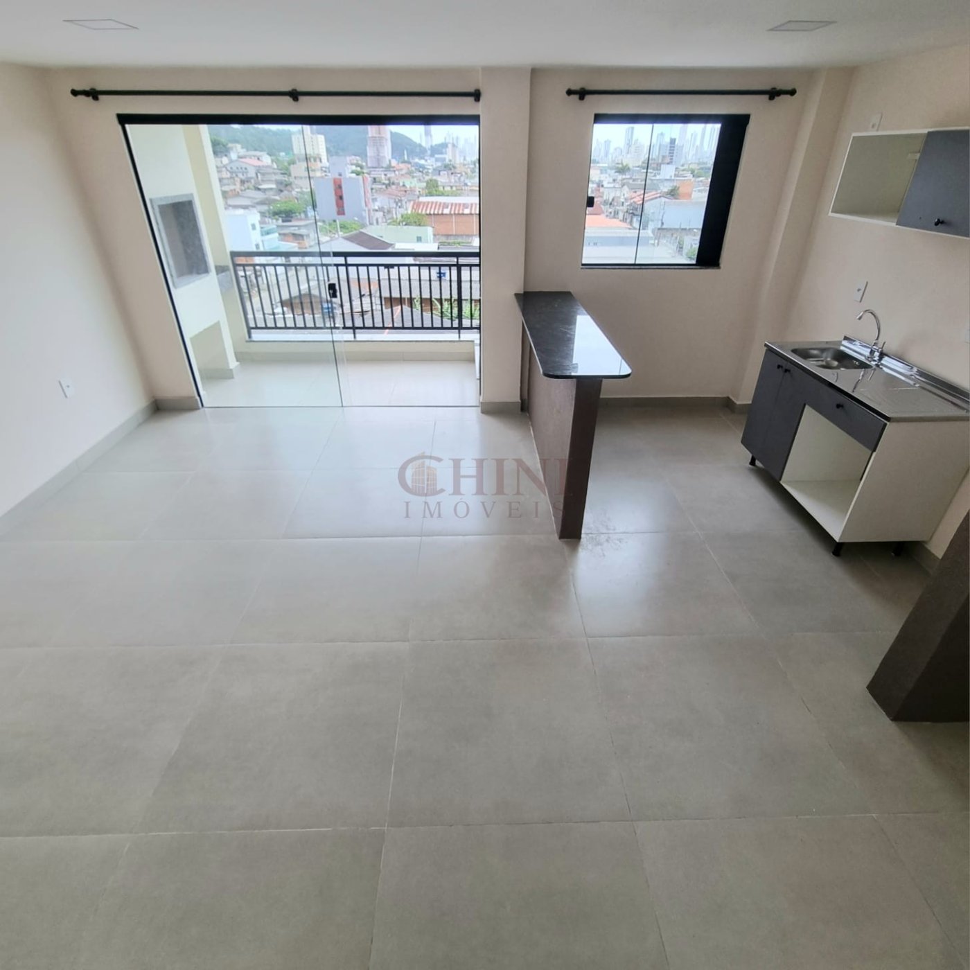 APARTAMENTO DOIS   DORMITORIO  SENDO UMA SUITE EM CAMBORIU TABULEIRO 