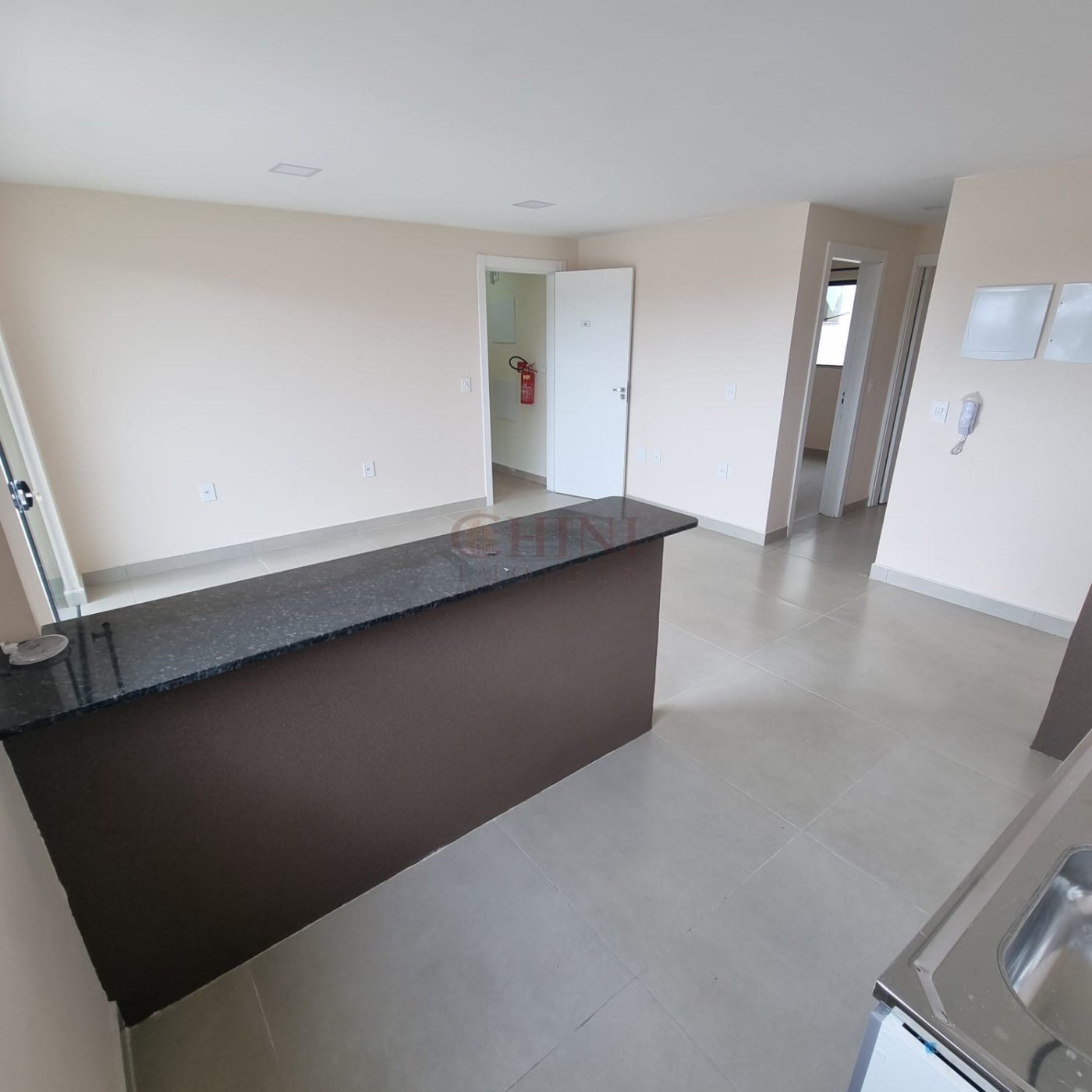 APARTAMENTO DOIS   DORMITORIO  SENDO UMA SUITE EM CAMBORIU TABULEIRO 