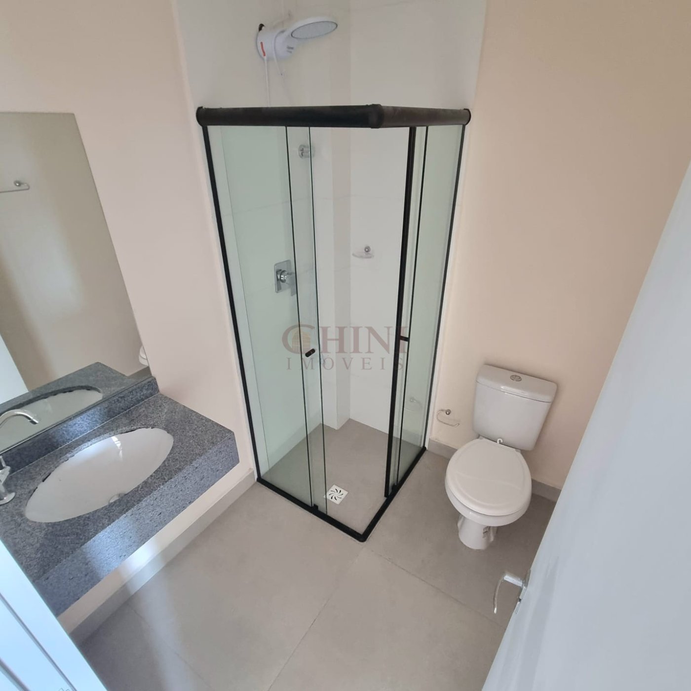 APARTAMENTO DOIS   DORMITORIO  SENDO UMA SUITE EM CAMBORIU TABULEIRO 