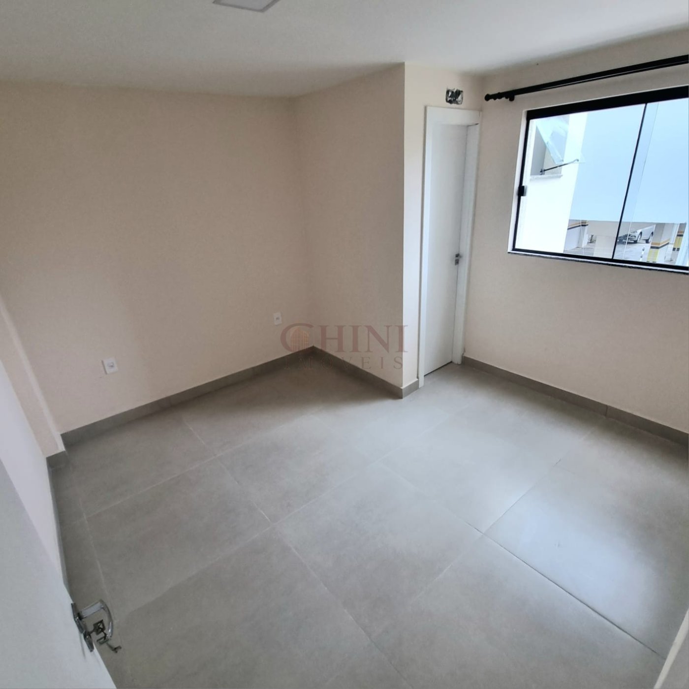 APARTAMENTO DOIS   DORMITORIO  SENDO UMA SUITE EM CAMBORIU TABULEIRO 